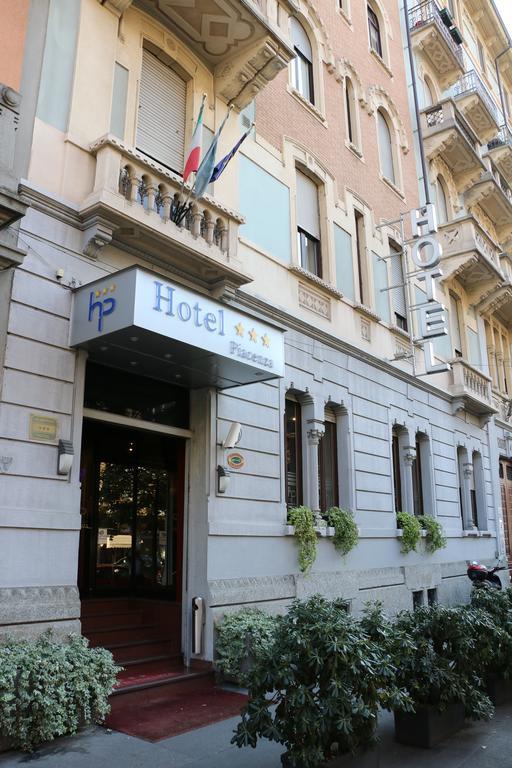 Hotel Piacenza Milaan Buitenkant foto