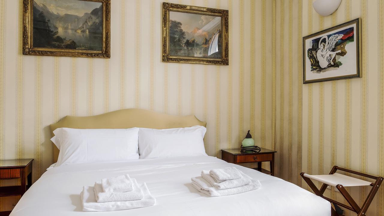 Hotel Piacenza Milaan Buitenkant foto