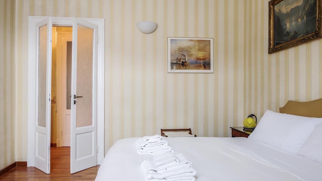 Hotel Piacenza Milaan Buitenkant foto